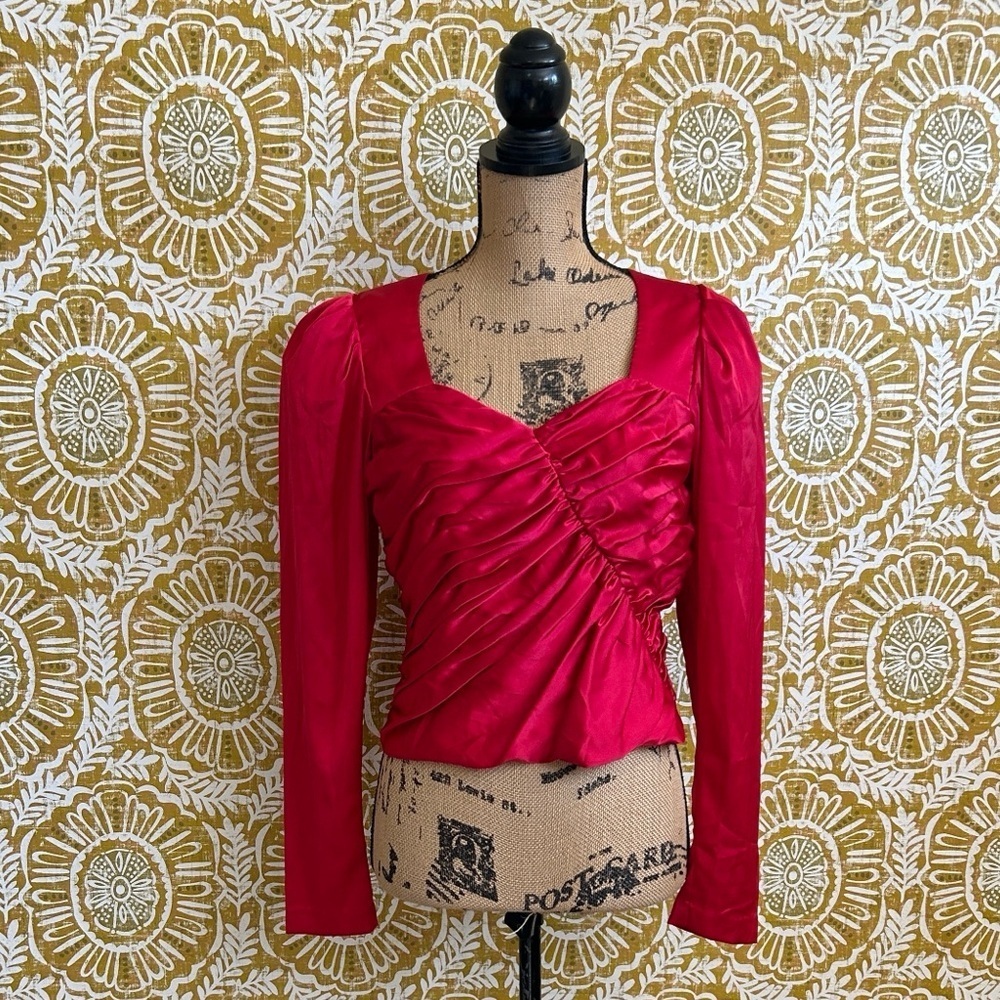 HUTCH Arla Red Satin Ruched Puff Sleeve Sweetheart Blouse Top size 4 - Picture 6 of 10